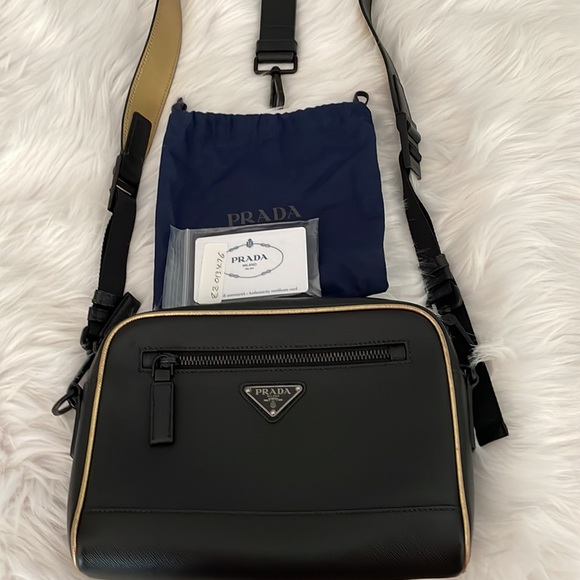 PRADA Shoulder Bag - Picture 3 of 10